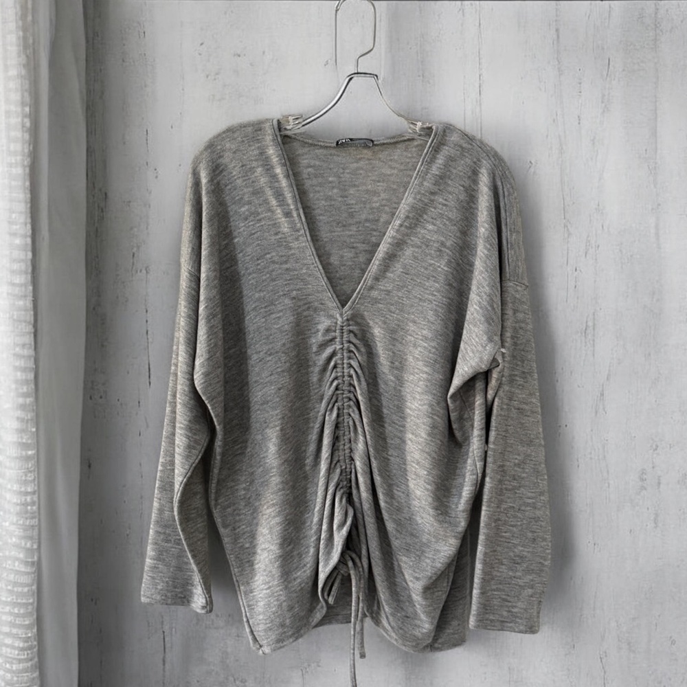 Zara Women’s Heather Gray V-Neck Pullover Sweater with Drawstring Accent! Large!
